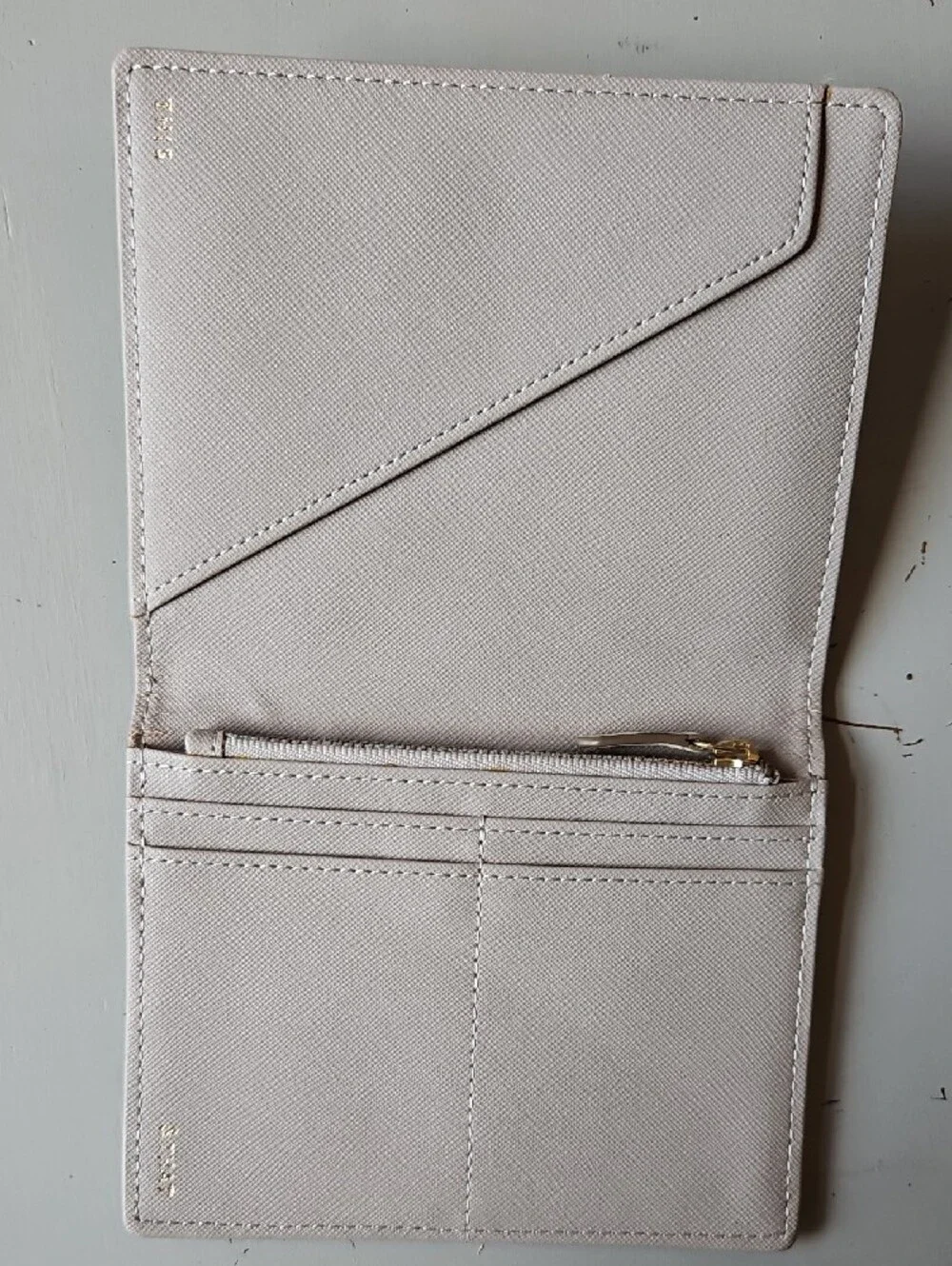 Fossil Leather Passport Holder